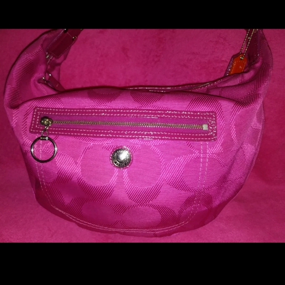 Coach hot pink Hobo - Picture 4 of 5